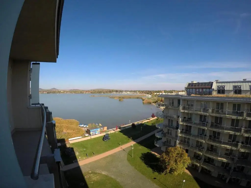 Lake and Spa Apartman