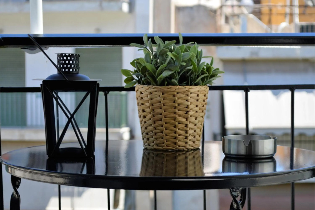 Athens Nest