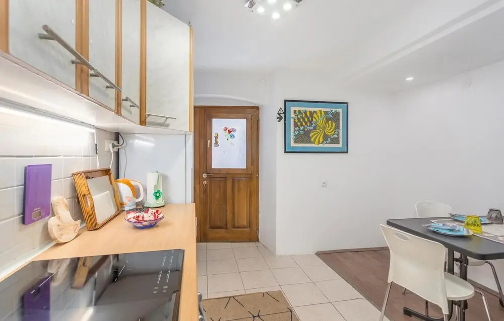 Beautiful Apartment in Cres With Wifi and 1 Bedrooms