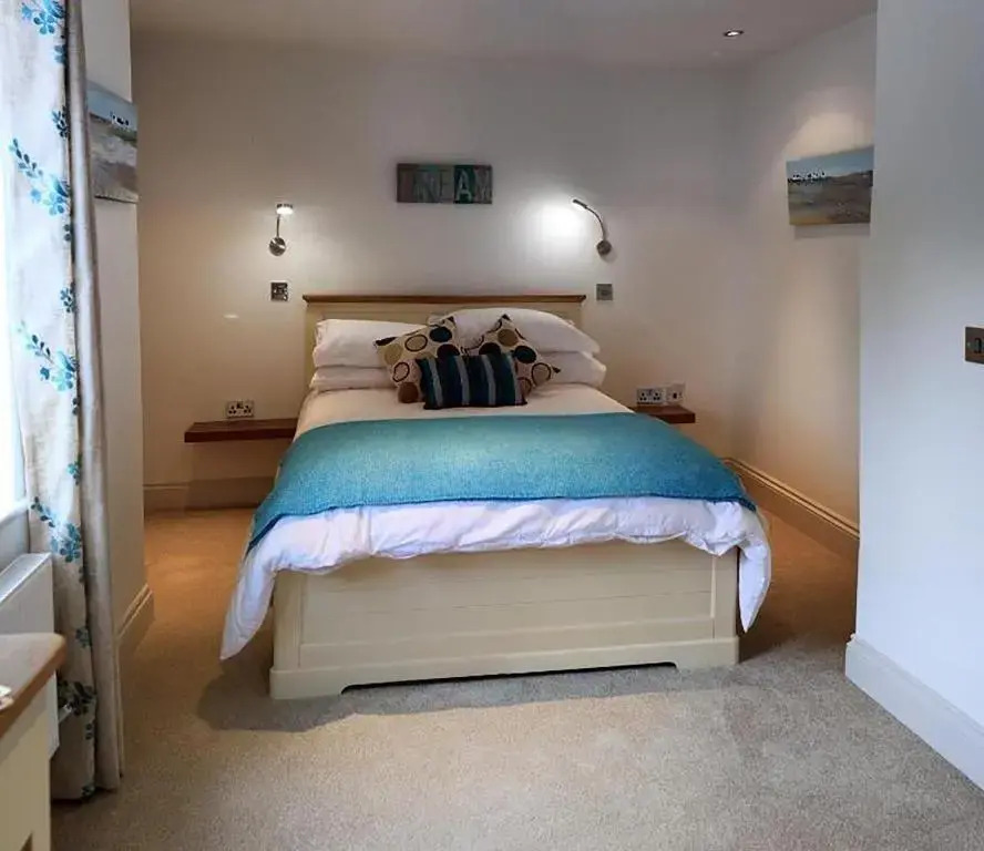 Tudor Lodge Bed & Breakfast