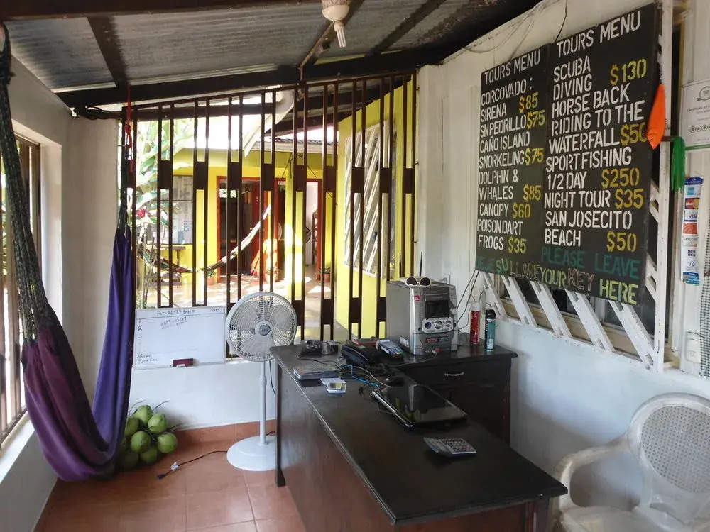Cabinas Pura Vida B&B and Tour Operator
