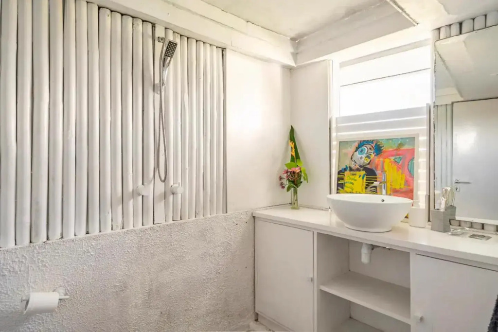 Boutique hotel seminyak 4 beautiful rooms choose your private room with ensuite bathroom