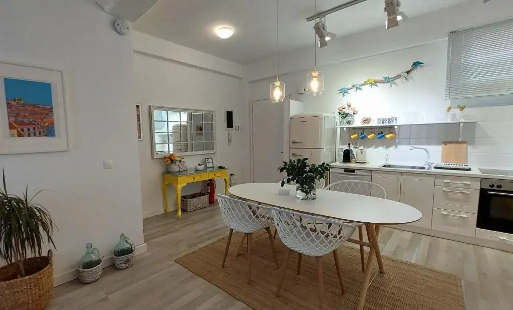 AAY- Best Corfu Town & Sea Apart 2bedroom Renovated + lift / Comfy&Design+WiFi