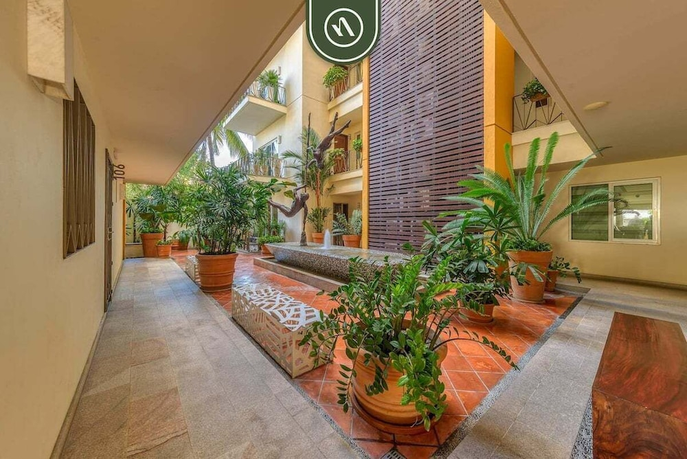 Amazing 1 BR Condo - Rooftop Pool - Bay View