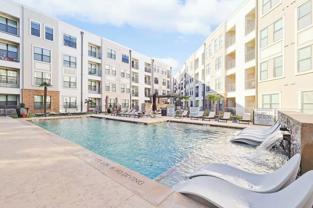 Lux 1B1B with Pool Near Legacy West