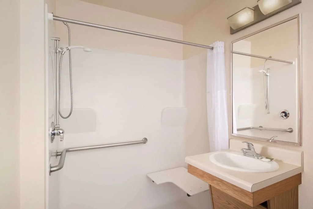 WoodSpring Suites Macon North