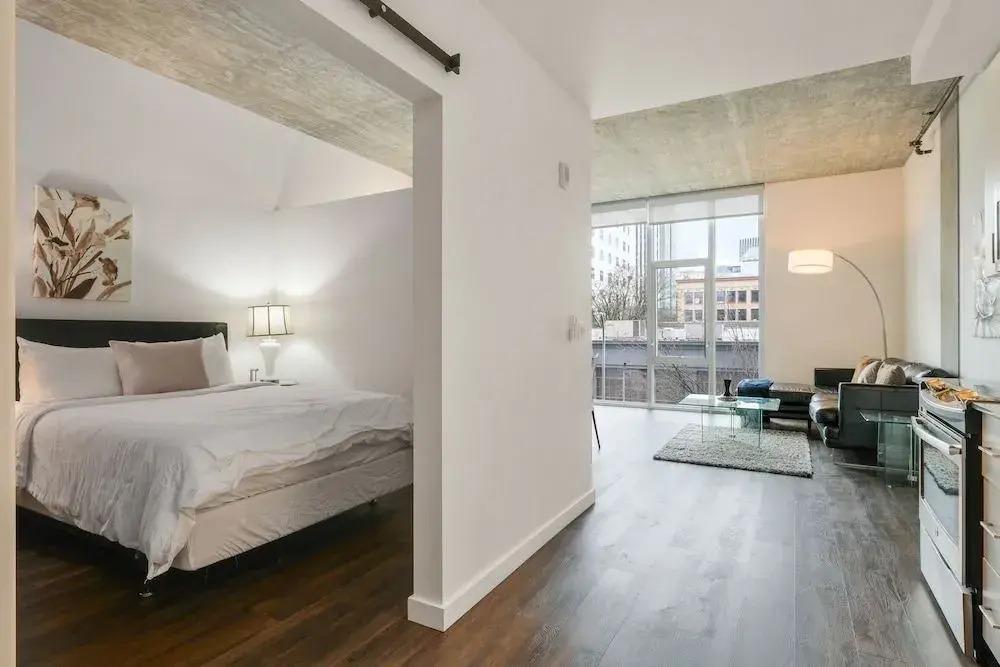 Modern Apartments by Barsala