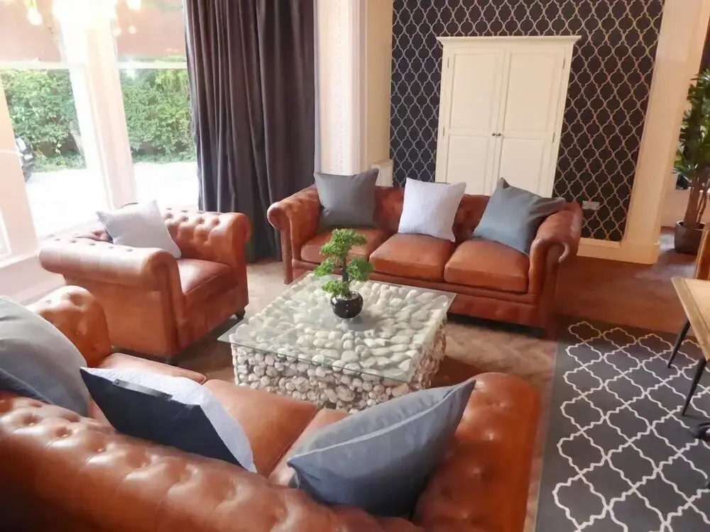 The Heaton at Claremont Apartments