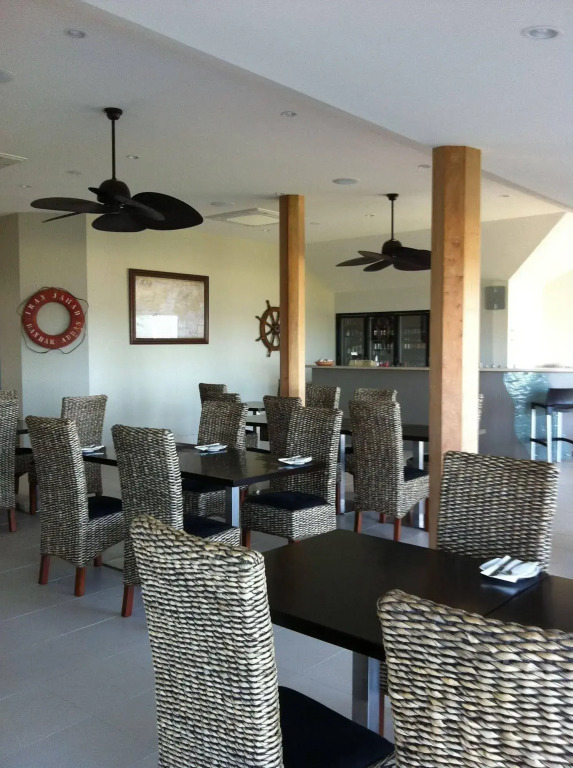 Cardwell Beachcomber Motel & Tourist Park