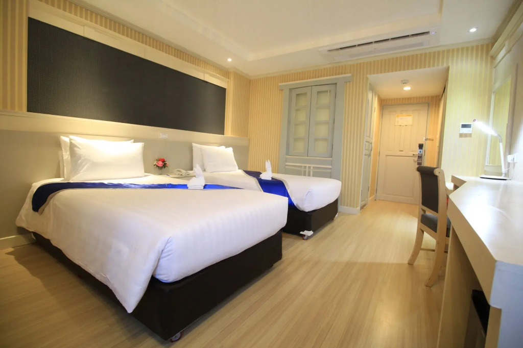 โรงแรมวีวิช V Wish Hotel