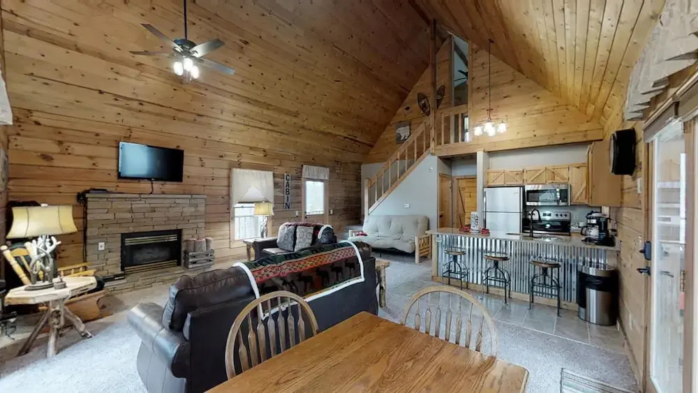 The  Lazy Bear - 2 Br Cabin