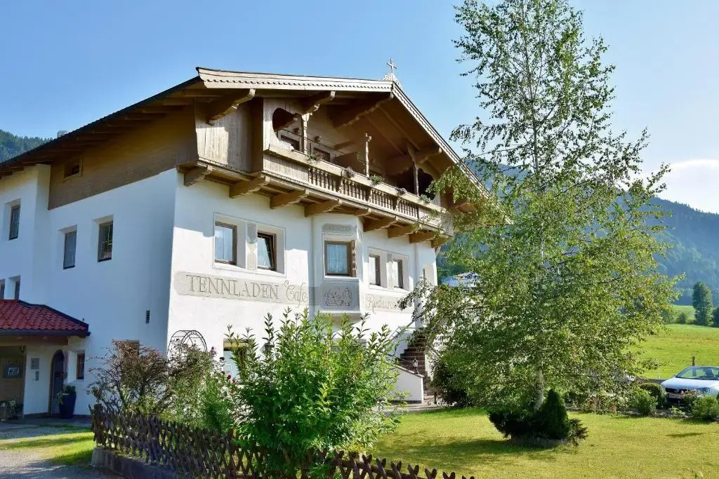 Tennladen Apartments