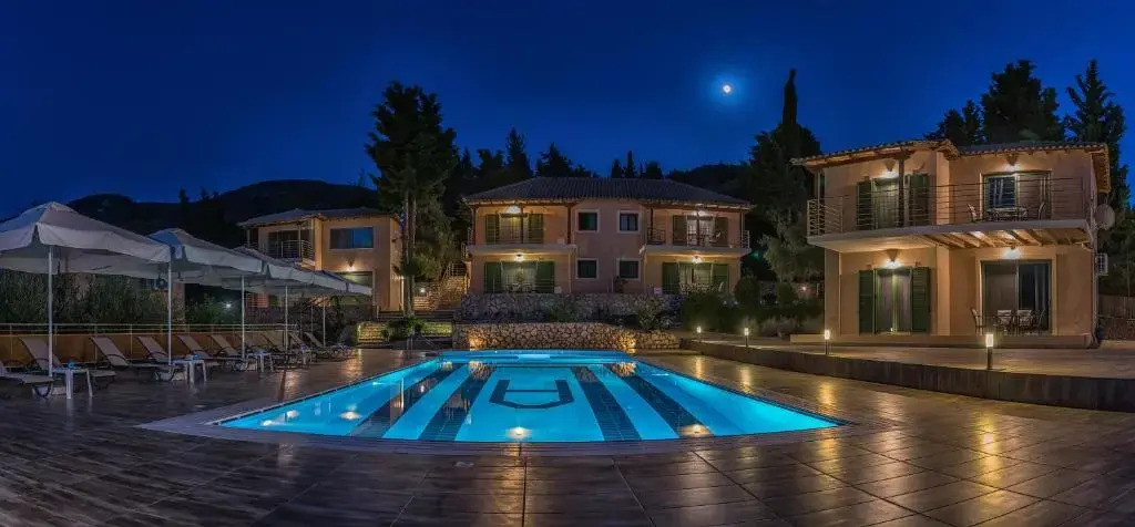 Eltheo Villas