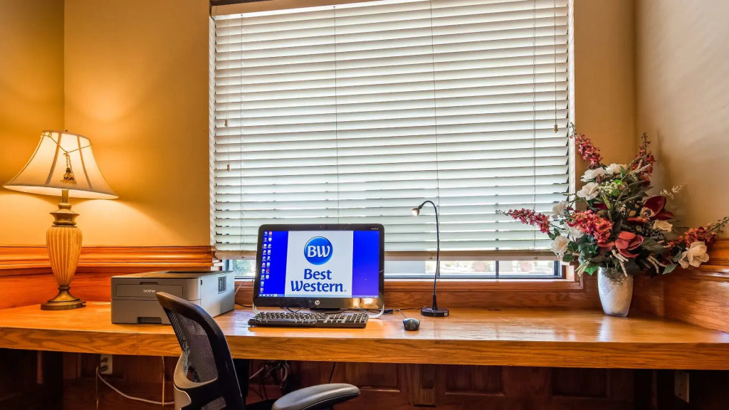 Best Western Locust Grove Inn & Suites