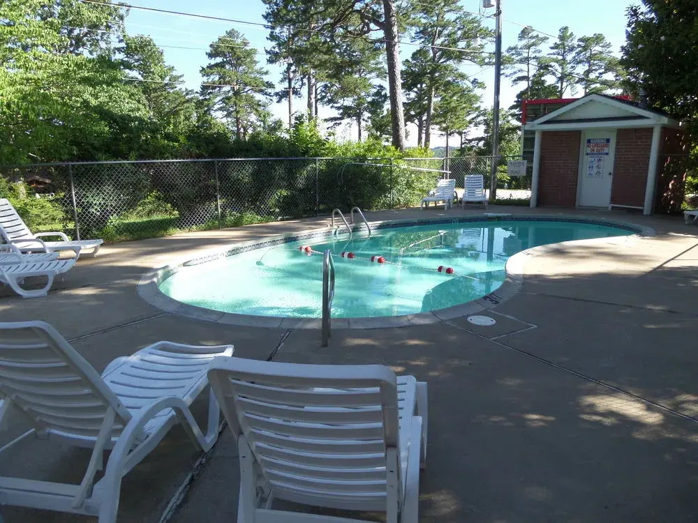 Colonial Inn