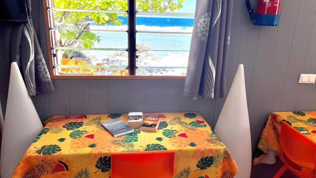 Hiti Tikehau, the ocean side bungalow