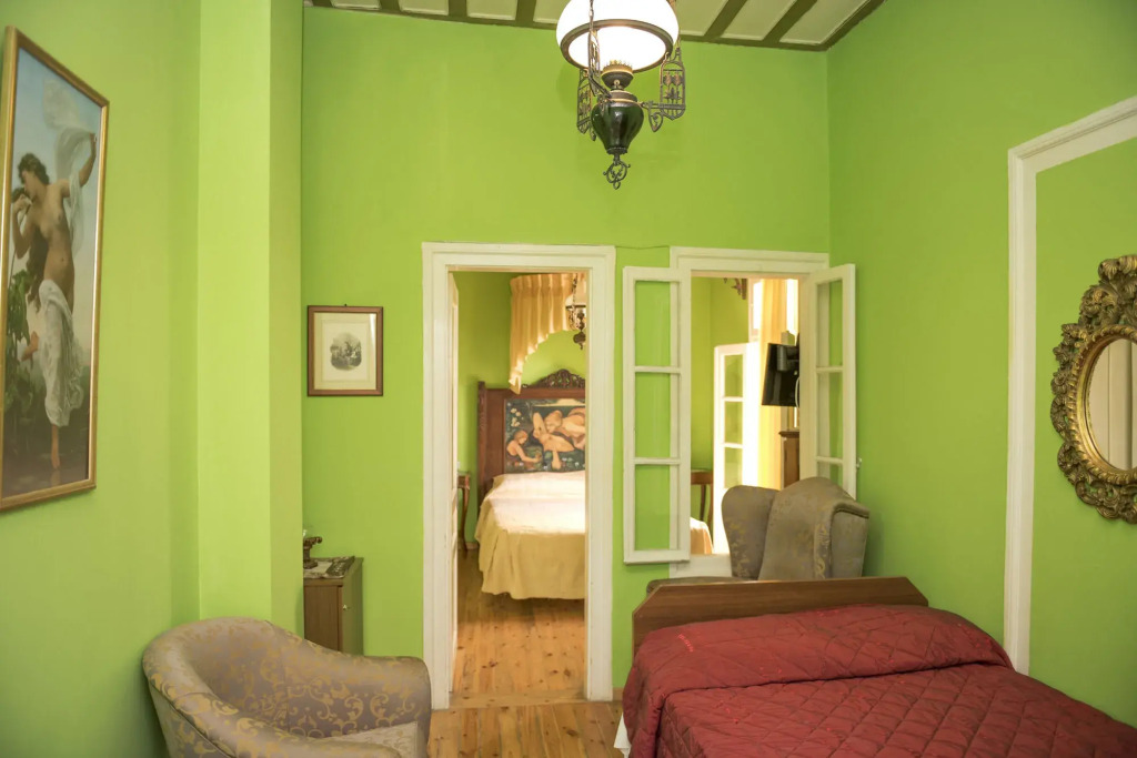 Ilion Hotel