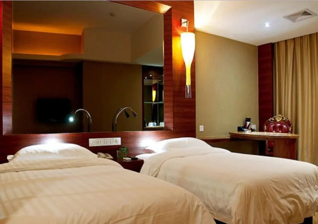 Huangma Holiday Hotel