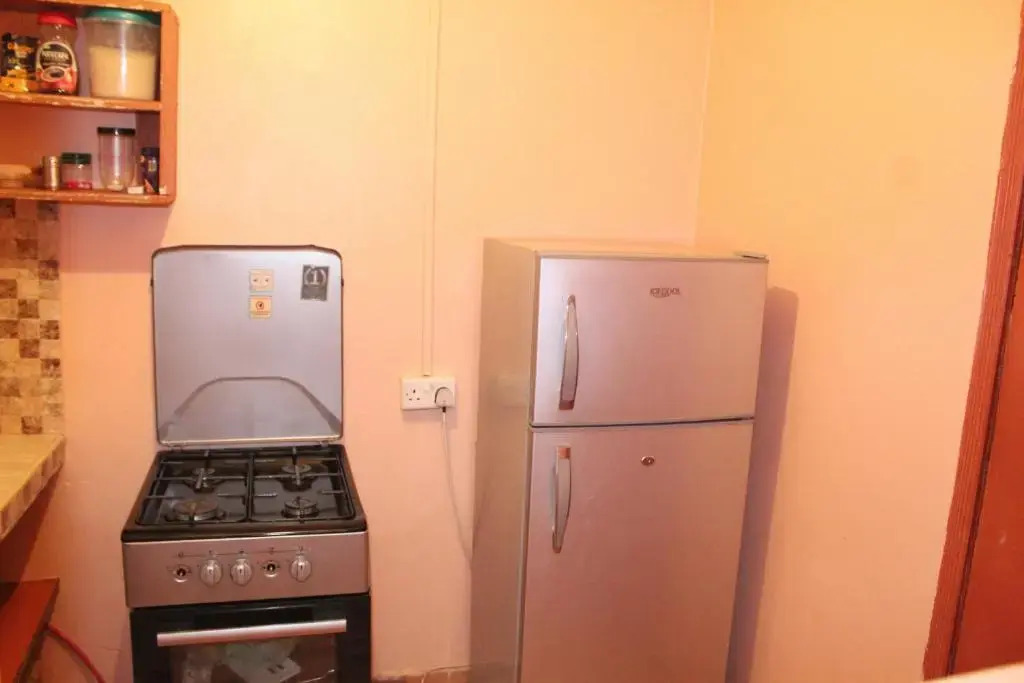 Fully furnished 1 bedroom