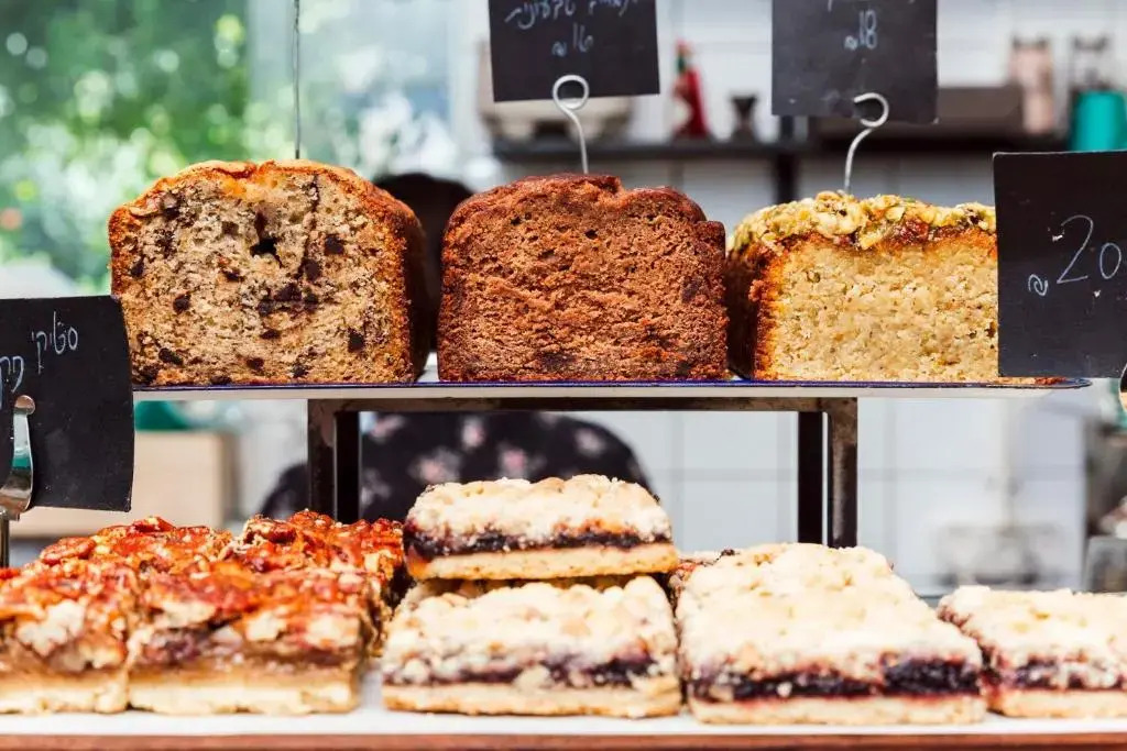 Sam & Blondi - FATTAL COLORS