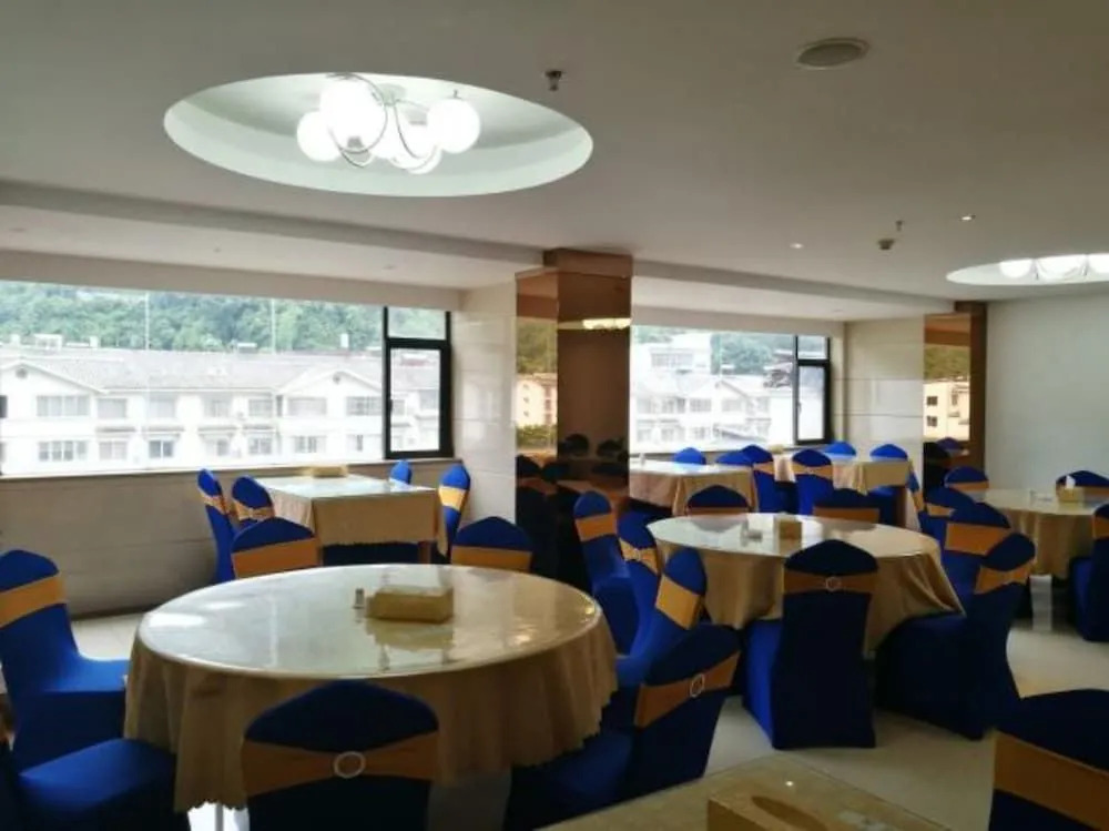 Yangshuo Tianlun Hotel