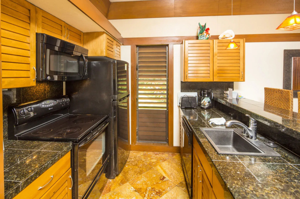 Kiahuna Plantation and Beach Bungalows by Castle