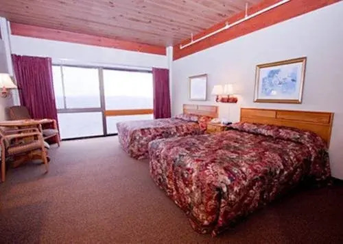 Pipestem Resort State Park