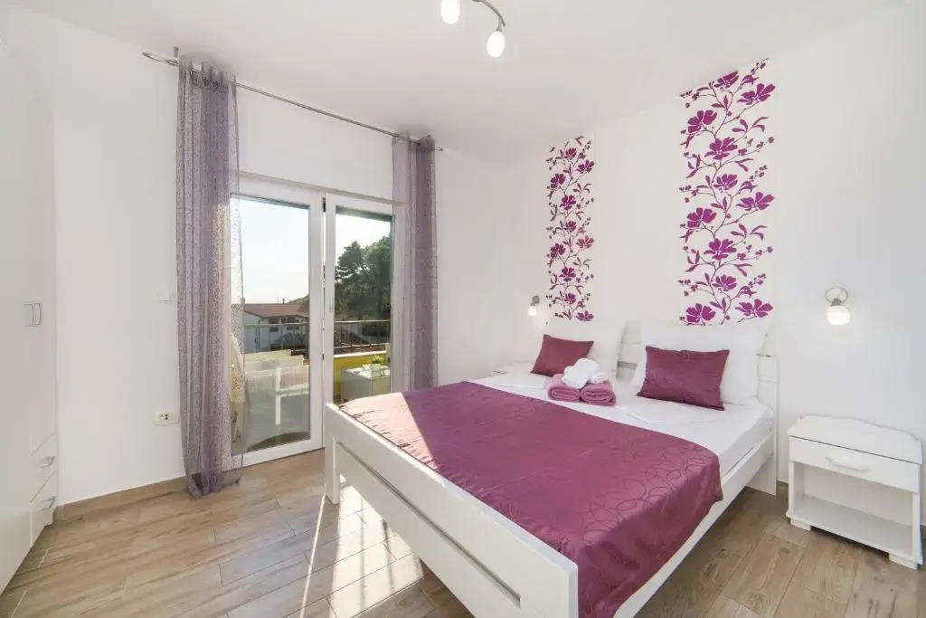 Apartments Maša