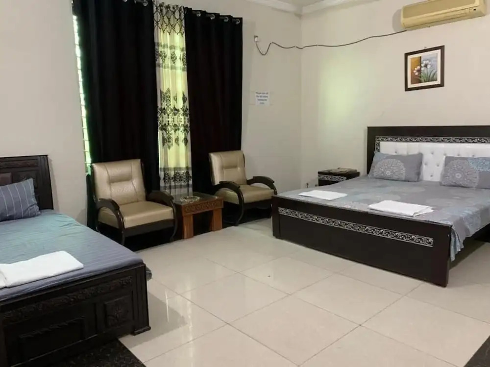 Evergreen Guest Lodge - EGL