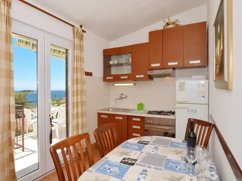 Apartments Kobaslic