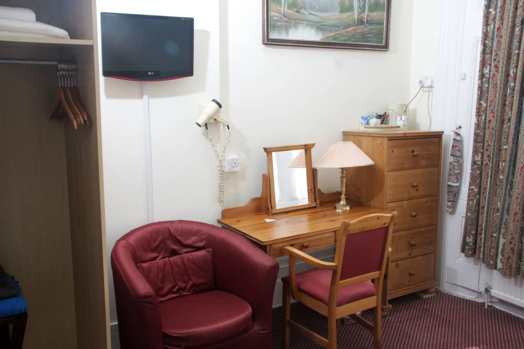 Dawson House Hotel - Guest House