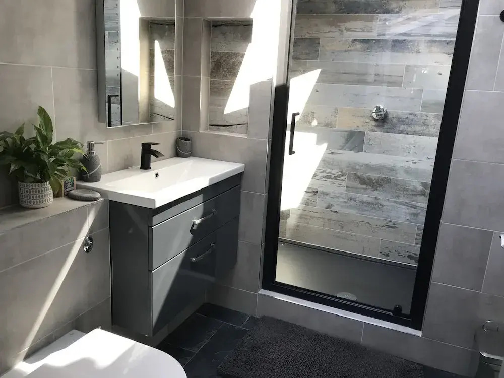 1-Bed Apartment Sleeps 2 - Patio -Bbq - Hot Tub