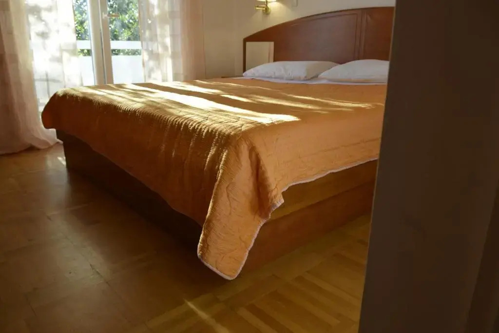House Draga Accommodation