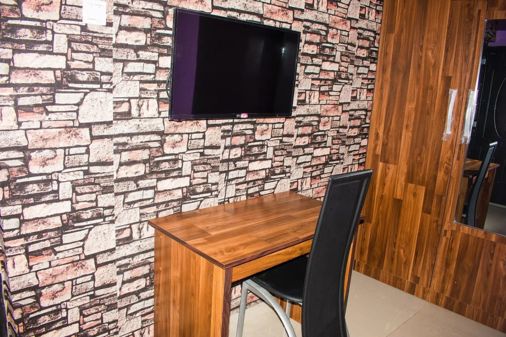 Crestviewers Hotel Ogudu