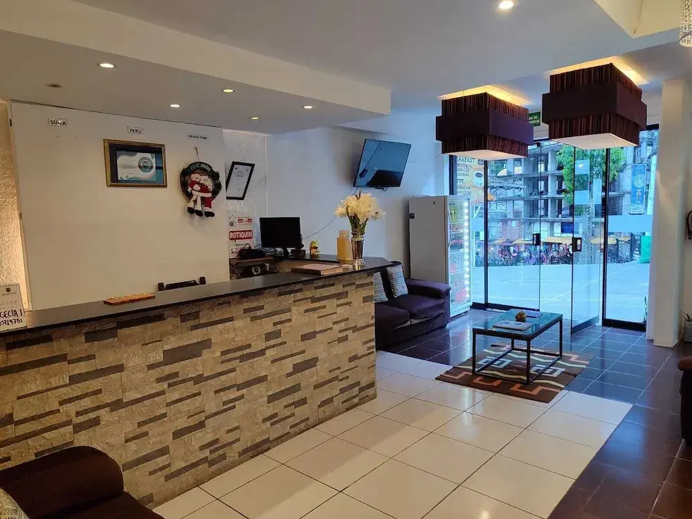 Hostal Premier Inn