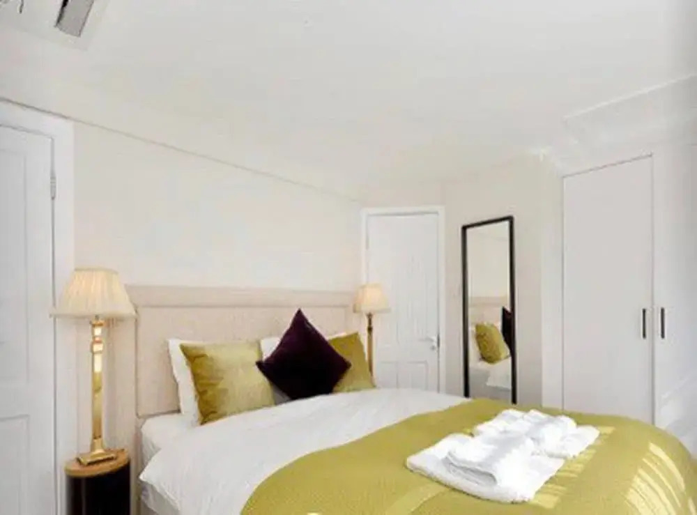 Stunning 3 Bed Townhouse In Belgravia