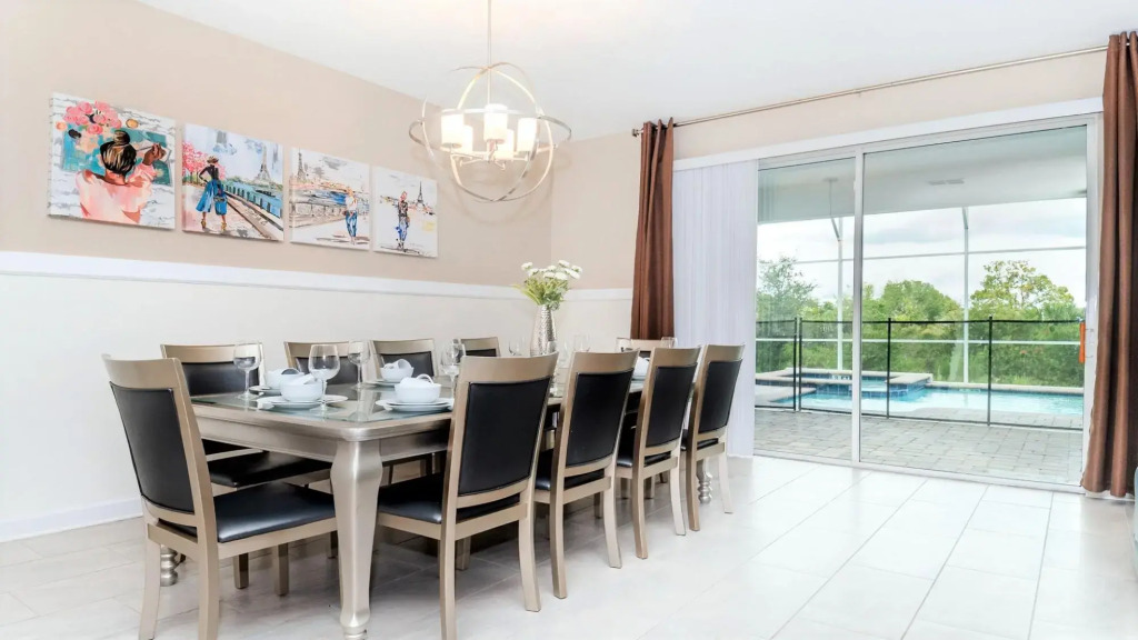 Spacious 8BR Home w Pool SPA Game Room Green View