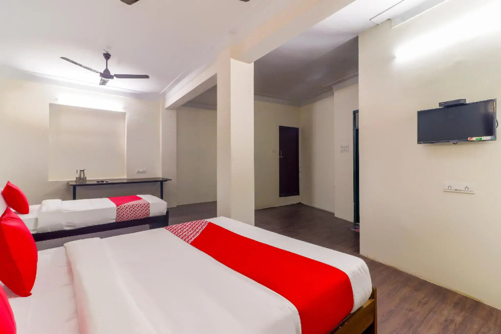 OYO Flagship 46738 Egmore Shelters