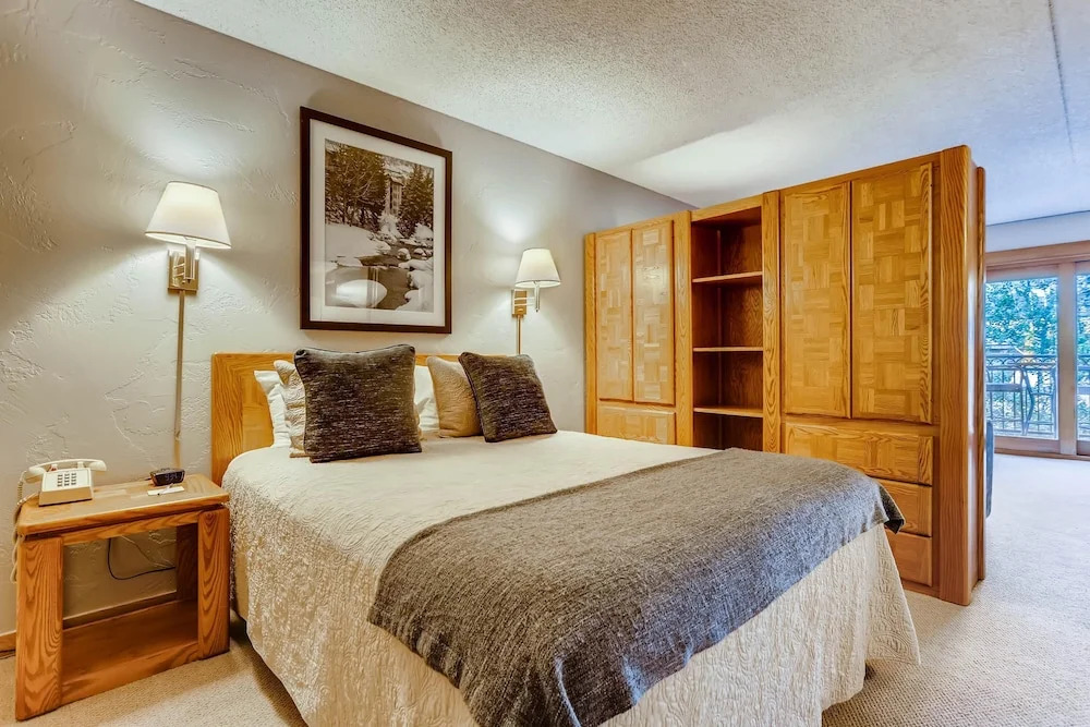 Lift House Lodge, Vail Lionshead Studio Condo, Walk to Gondola