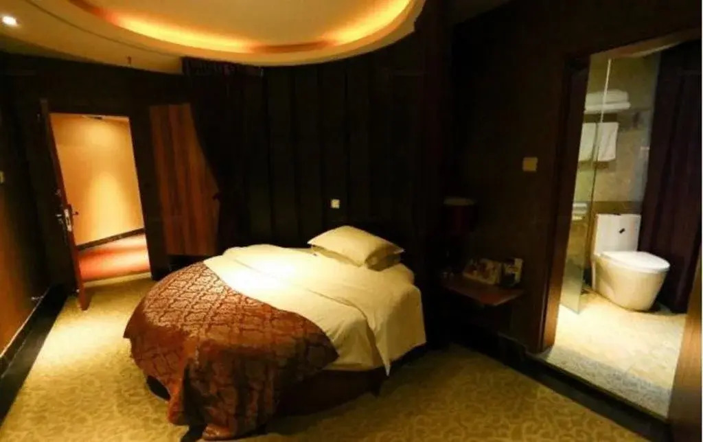 Mianyang Mingquan Holiday Hotel