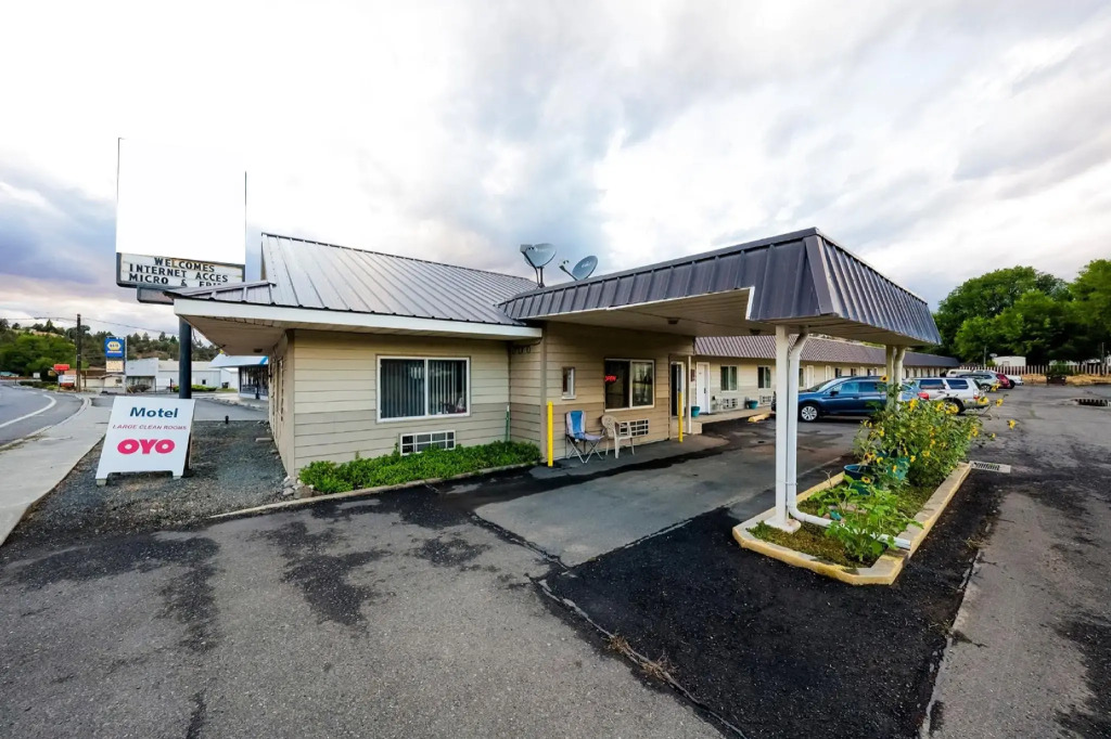 Budget 8 Motel