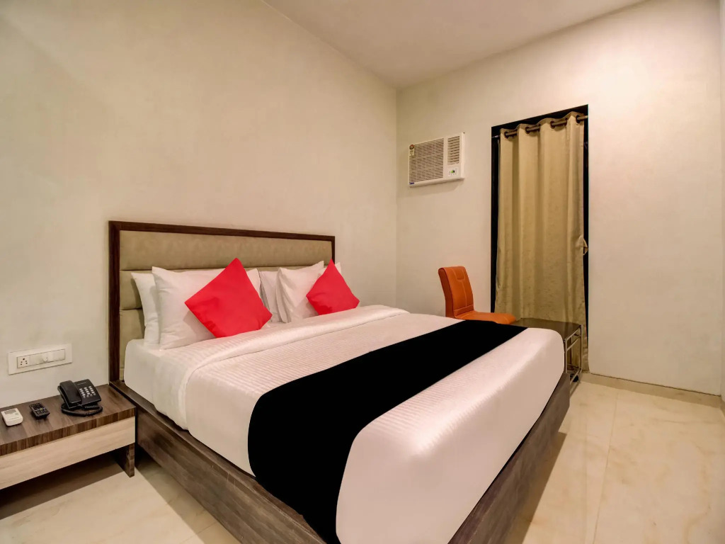 Capital O 65429 Hotel Merakee