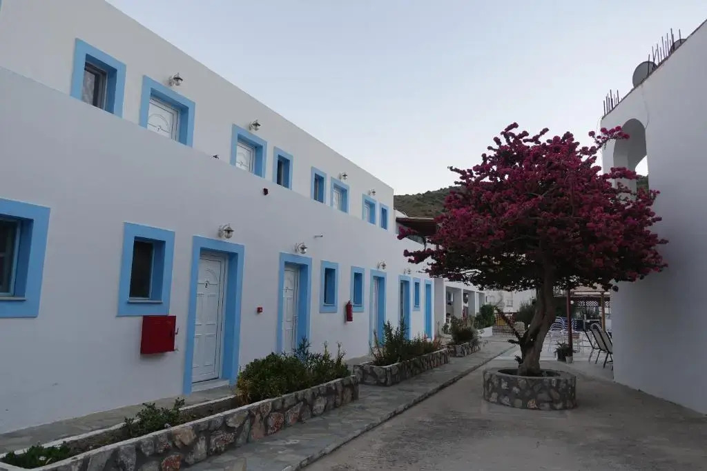 Nikis Studios