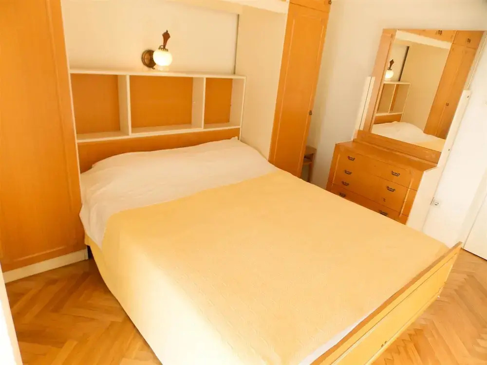 Apartments Tona