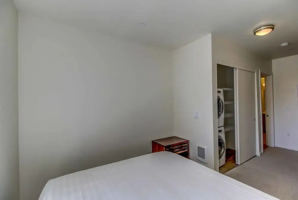 Pelicanstay at Portland University