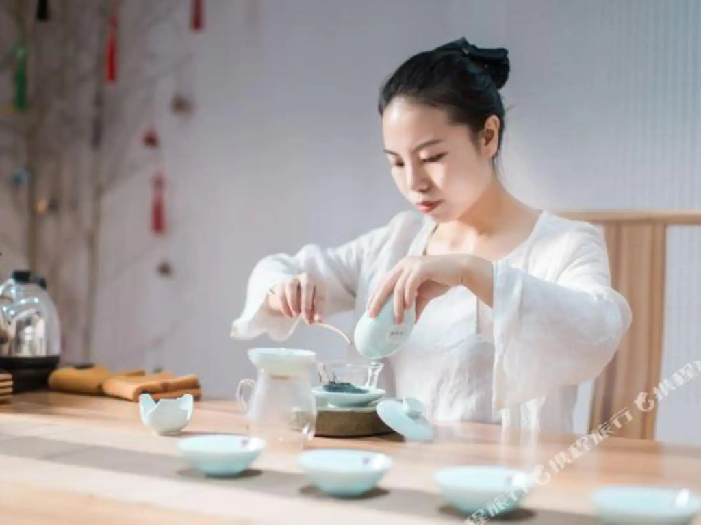 Chengdu Taiji Business Hotel