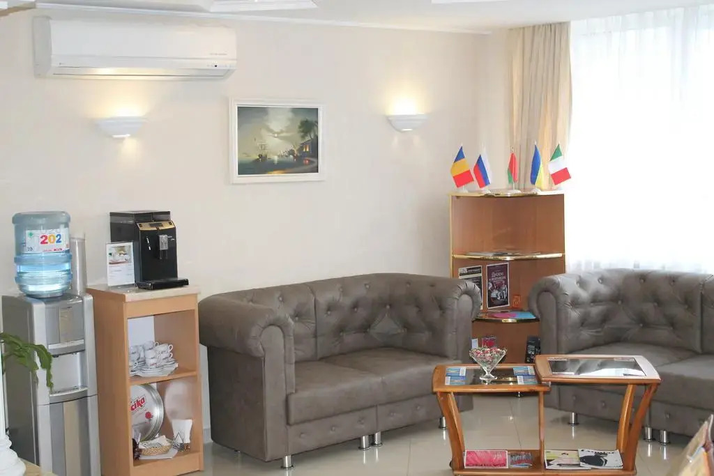 Paradise Hotel
