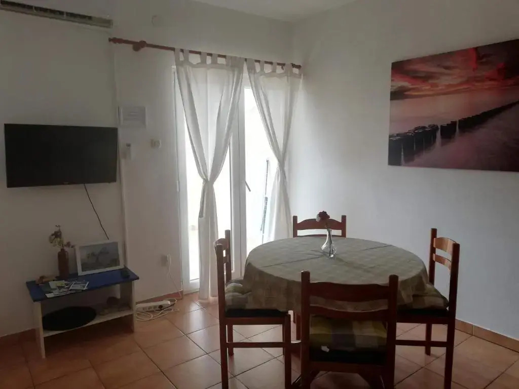 Apartments Burcul Pag