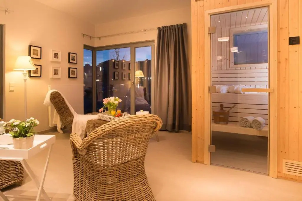 Ostsee Reetdachhaus Nr 33 Achternhuis im Strand Resort