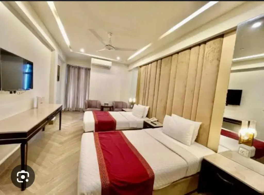 Sheltons Ambassador Hotel Blue Area